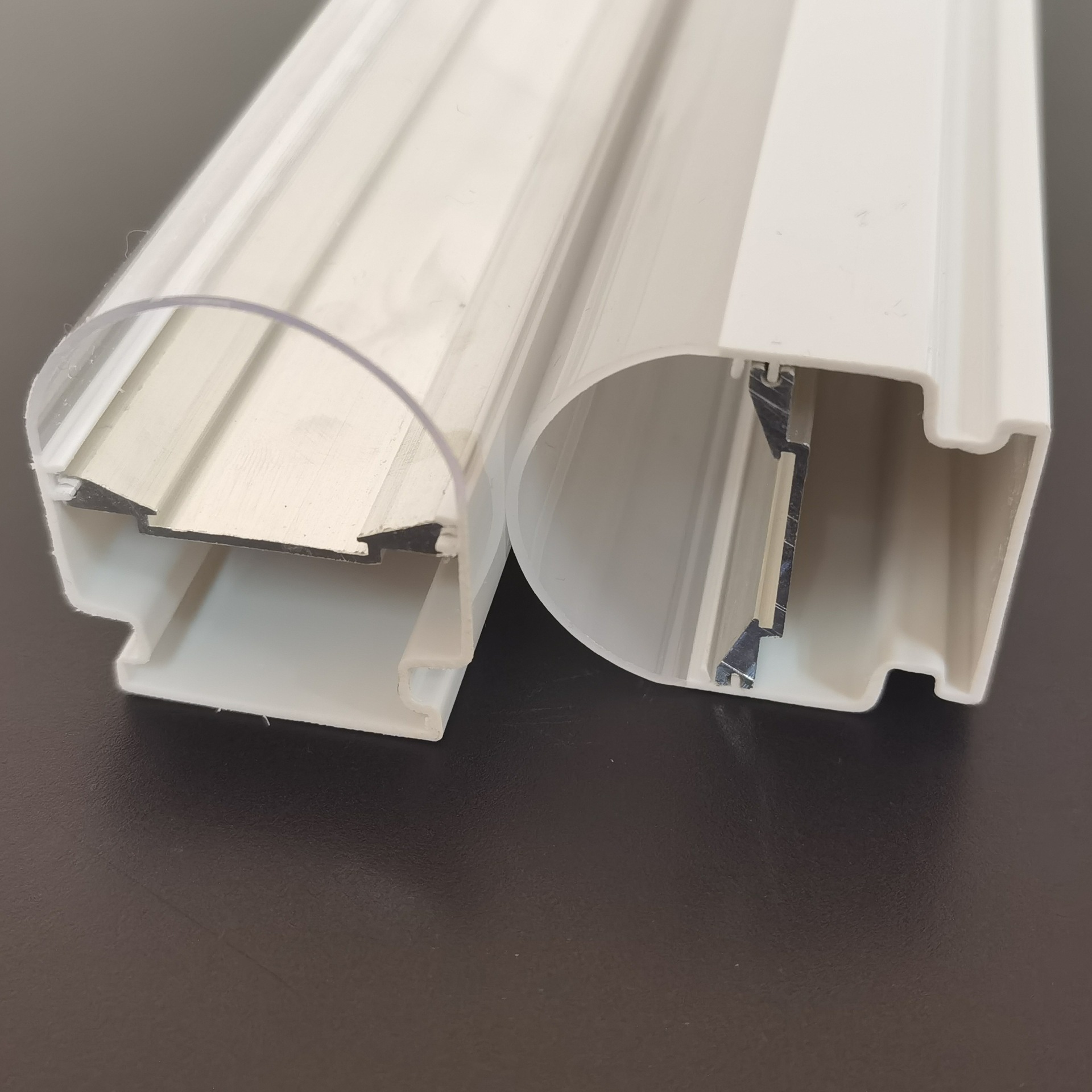 Lý do thứ hai cho sự ăn mòn bề mặt của các cấu hình đùn nhôm