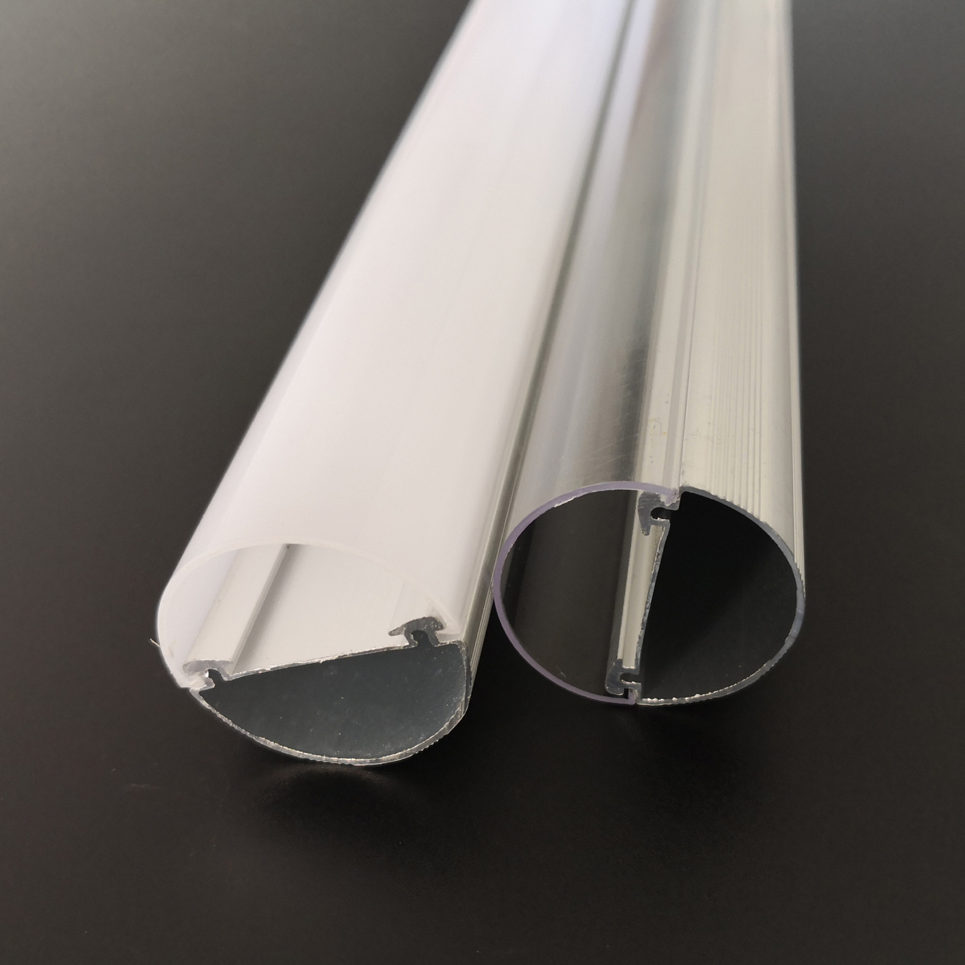 Độ bền điện môi của nguyên liệu thô cho vỏ đèn LED